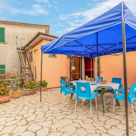 Gorgeous In With Kitchen * Avaglio